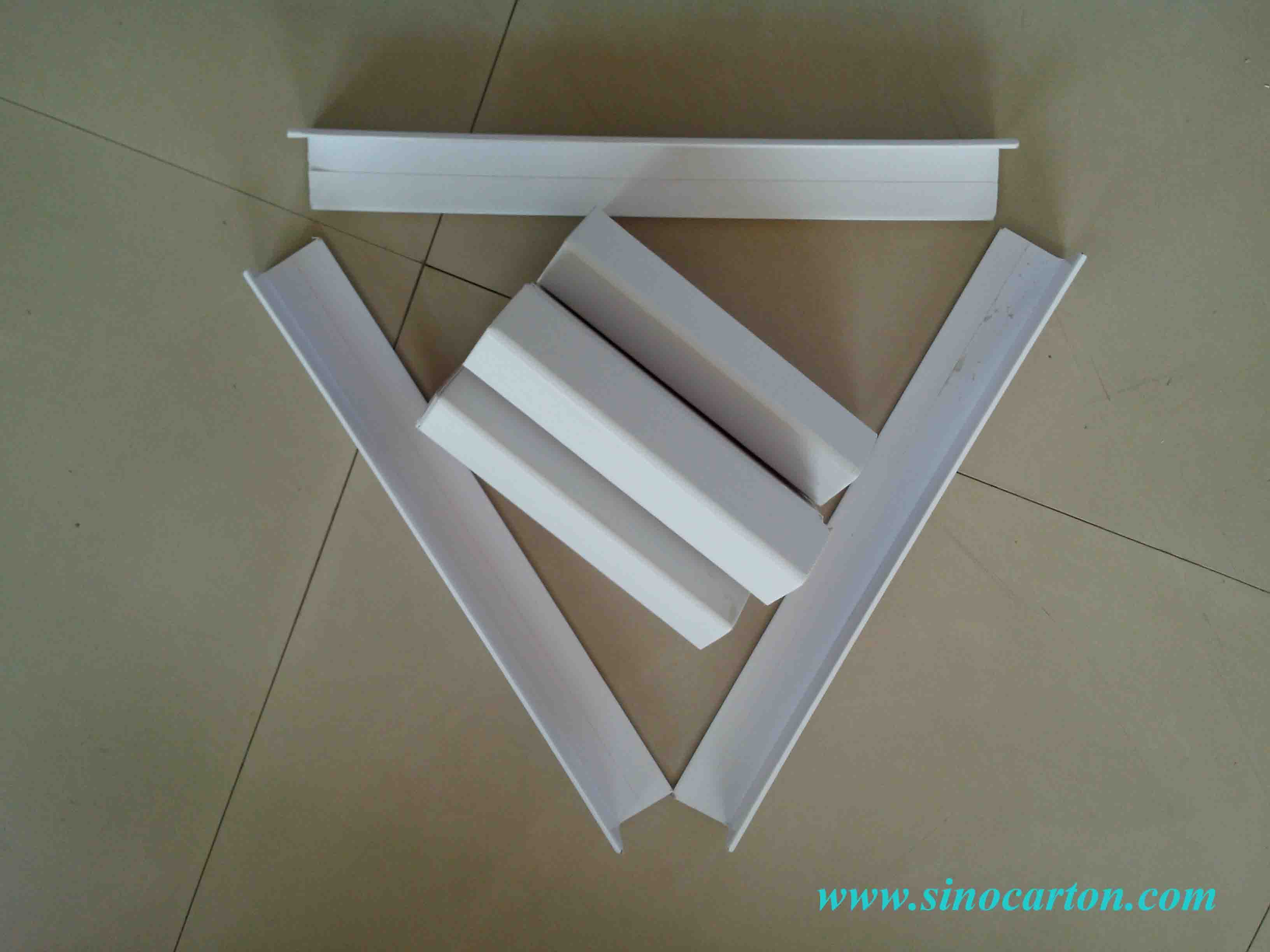 made in China paper angle protector